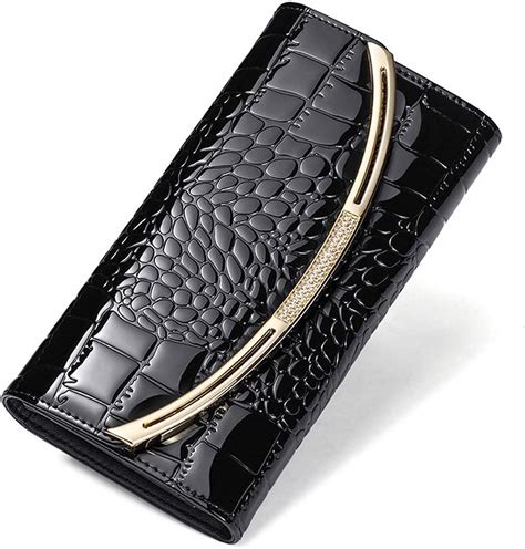 Luxury & Designer Wallets For Women 